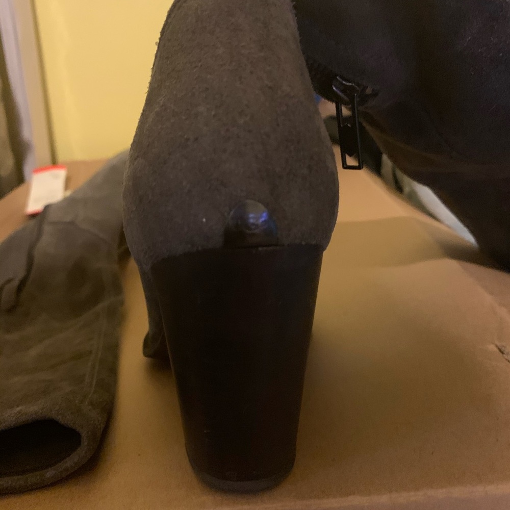 Ugg heels Gray Suede Boots